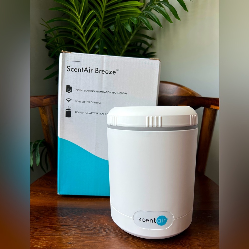 BRAND NEW ScentAir Breeze!